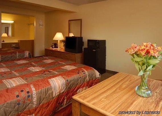 Econo Lodge ロックスプリングス 部屋 写真