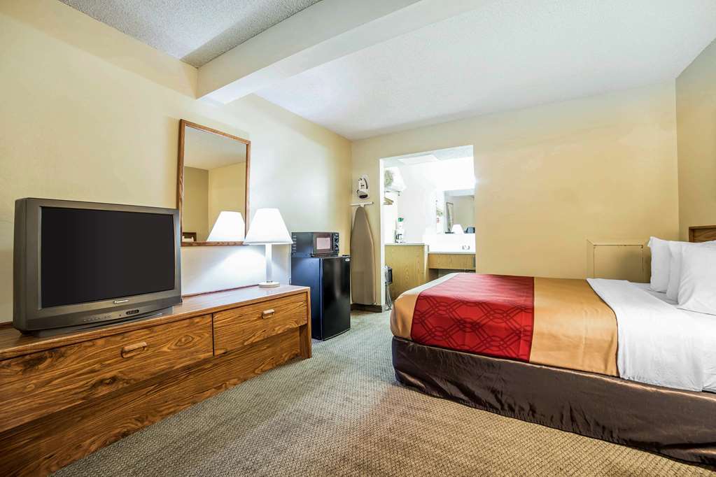 Econo Lodge ロックスプリングス 部屋 写真