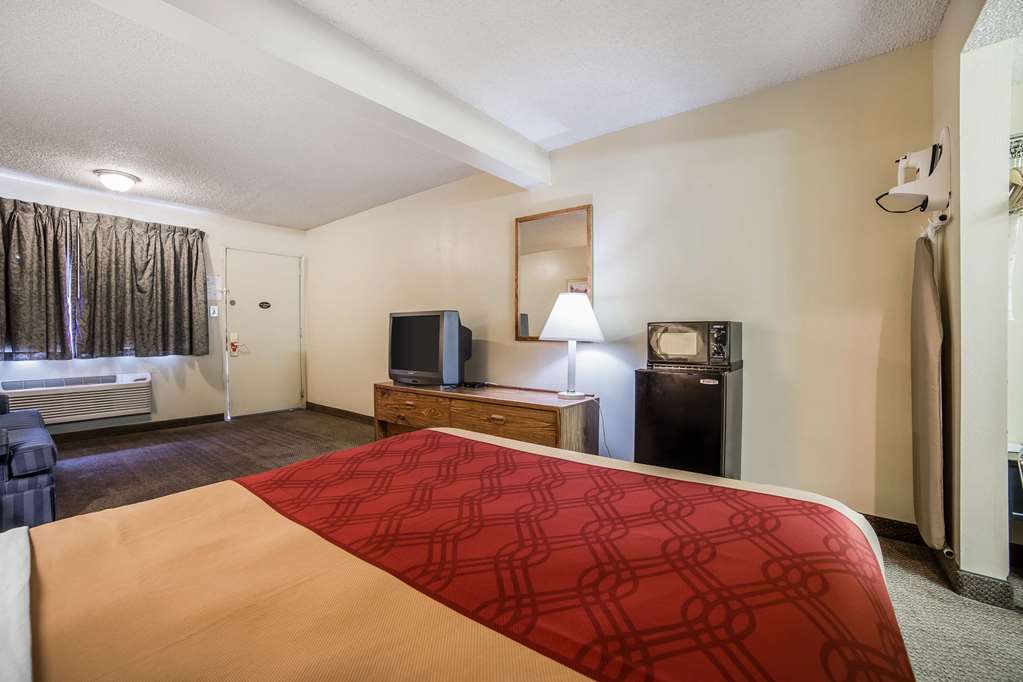 Econo Lodge ロックスプリングス 部屋 写真